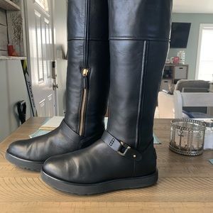 RARE BEAUTIFUL UGG Berge Boots (leather)